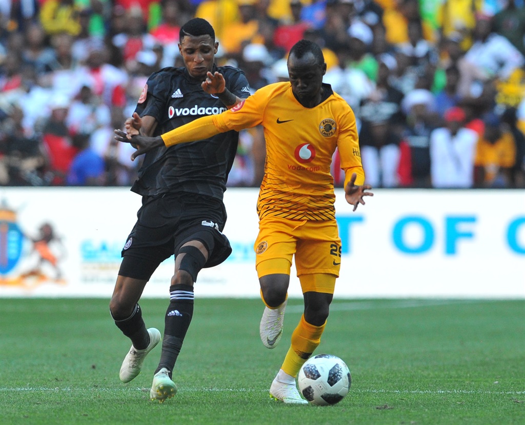 Vincent Pule of Orlando Pirates is challenges Godfrey Malusimbi of Kaizer Chiefs 