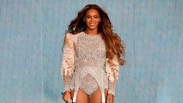 Beyonce performs onstage during the "On the Run II" Tour at NRG Stadium