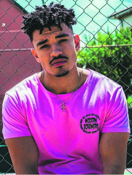 The Yellow Tour-Shane Eagle Pictures:supplied