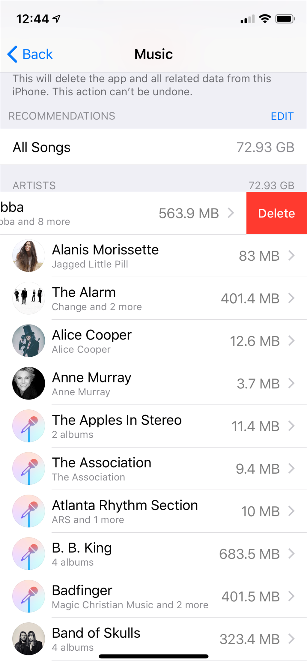 How to delete music from your iPhone, with an easy method ...