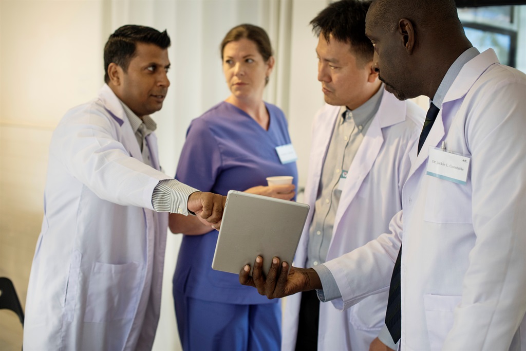 Private medical schools may not solve the medical staff shortage overnight, but they would assist in increasing the number of medical professionals with skills appropriate to meet South Africa’s healthcare challenges. Picture: iStock/Gallo Images