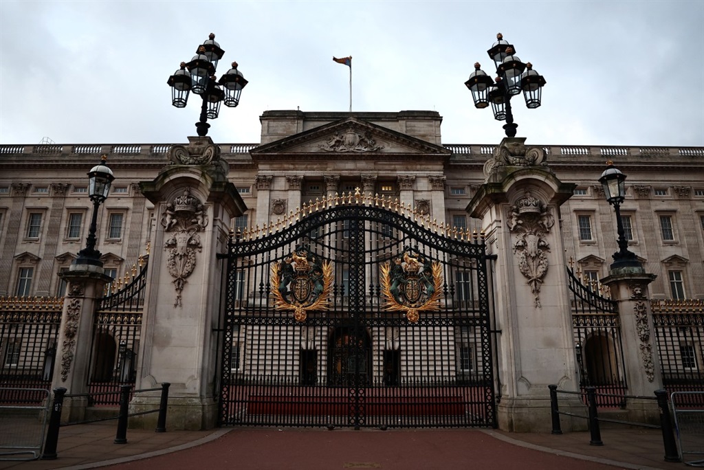 Buckingham Palace in London seen on 6 February 2024. (Henry Nicholls/AFP)