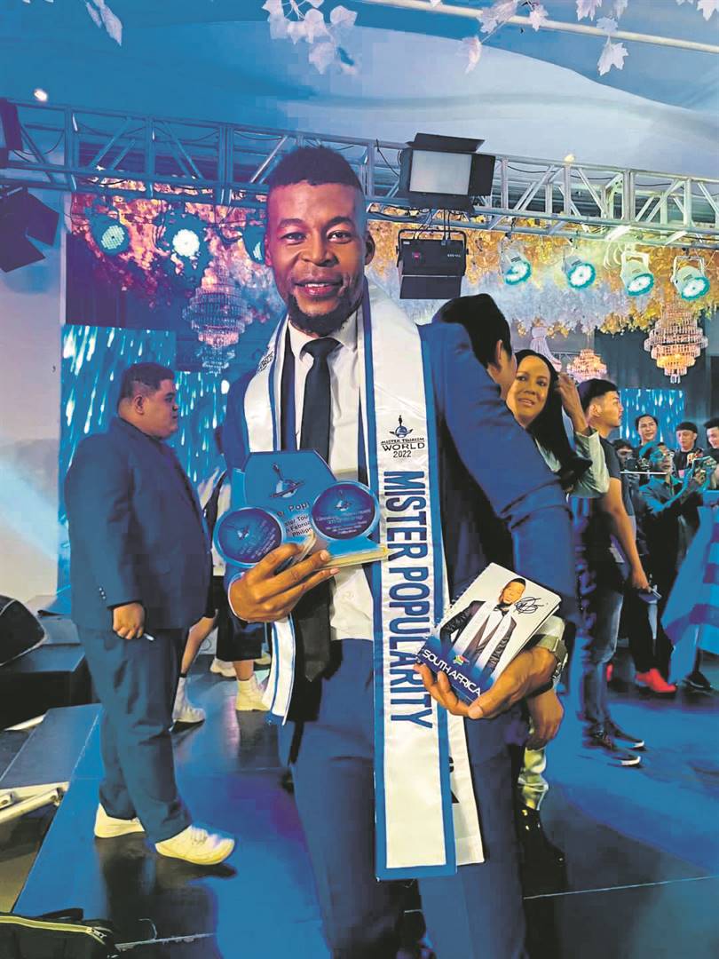 Abednico Mabaso is crowned Mister Popularity at the 6th Mister Tourism World.