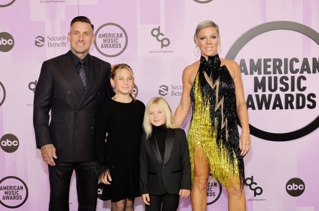 Pink and her husband, Carey Hart, with their kids, Willow Sage and Jameson Hart. (PHOTO: Gallo Images/Getty Images)