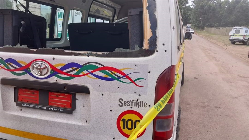 Three people were killed when a taxi ferrying four passengers and a driver was ambushed in Harding on Tuesday.