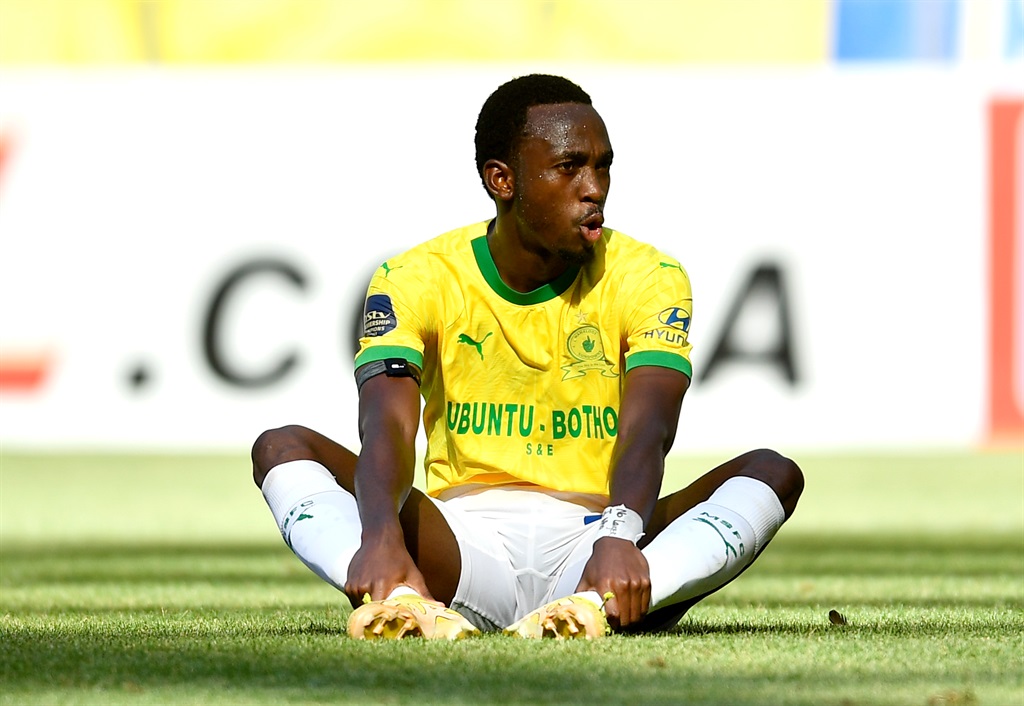 Peter Shalulile has been told not to take his situation at Mamelodi Sundowns 'personal'.