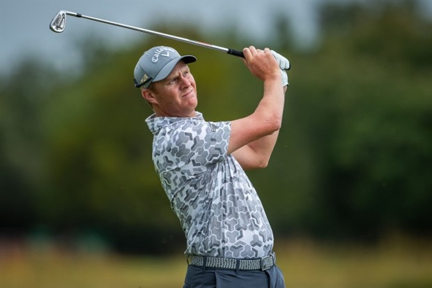 <p><strong>Senekal holds on to SDC Open lead</strong></p><p>JJ Senekal retained his place at the top of the SDC Open leaderboard with a second round of 67 which earned him a four-stroke lead heading into the weekend at the Zebula Golf Estate and Spa.</p><p>Senekal leads the field on 15 under par, with fellow South African Martin Vorster his nearest challenger on 11 under par following a 69 on Friday. Casey Jarvis, Alfie Plant, Combrinck Smit, Estiaan Conradie and Victor Pastor are all lined up on 10 under par.&nbsp;</p><p>Senekal was two strokes clear after the first round thanks to his opening 62, and he had set himself a target of another low round on Friday.&nbsp;</p><p>“I had a target of eight under today, but I mean, five under is still a good round of golf around here,” he said.&nbsp;</p><p>He made another fast start with two birdies in his first three holes to suggest he may well post another low round. But the cooler weather and intermittent rain that moved over the course seemed to match the cooling of his putter.&nbsp;</p><p>“After that good start I really thought I could go low again today. But it died down after that and the putter went cold over the last 10 holes. I didn’t make a thing. I hit two close iron shots that gave me the opportunity for a birdie and eagle but that was it. I didn’t make anything inside 10 feet after that. I’m actually quite disappointed with the putting performance on the back nine, but I’m in a good position for the weekend.”&nbsp;</p><p>It was the opposite for his nearest challenger Vorster. The young star finds himself in contention for the second time on this Sunshine Tour and European Challenge Tour co-sanctioned stretch of events. He finished fourth in the Bain’s Whisky Cape Town Open two weeks ago, and this week he’s felt that his putter has kept him in the chase.&nbsp;</p><p>“I’m pretty happy considering how I hit the ball today. The swing has been a bit up and down and I haven’t been hitting the ball as well as the last few weeks. But my short game has been the best it has been so I feel comfortable around the greens. The putter was great and I made a few good putts for pars.”&nbsp; </p><p><strong>&nbsp;– Michael Vlismas&nbsp;</strong></p><p>Scores:</p><p>129&nbsp;-&nbsp;JJ Senekal&nbsp;62 67</p><p>133&nbsp;-&nbsp;Martin Vorster&nbsp;64 69</p><p>134&nbsp;-&nbsp;Casey Jarvis&nbsp;68 66, Alfie Plant&nbsp;67 67, Combrinck Smit&nbsp;69 65, Estiaan Conradie&nbsp;67 67, Victor Pastor&nbsp;65 69</p><p>135&nbsp;-&nbsp;Tom Murray&nbsp;68 67, Victor Garcia Broto&nbsp;65 70, Herman Loubser&nbsp;65 70, Bradley Bawden&nbsp;69 66, Jaco Prinsloo&nbsp;68 67</p><p>136&nbsp;-&nbsp;Lorenzo Scalise&nbsp;67 69, Craig Howie&nbsp;69 67, Ugo Coussaud&nbsp;68 68, Clement Berardo&nbsp;68 68</p><p>137&nbsp;-&nbsp;Luke Brown&nbsp;71 66, Adam Blomme&nbsp;69 68, Oliver Lindell&nbsp;70 67, Keagan Thomas&nbsp;70 67, Mikael Lundberg&nbsp;68 69, Pieter Moolman&nbsp;70 67, Francesco Laporta&nbsp;71 66, Mathieu Decottignies-Lafon&nbsp;68 69, Malcolm Mitchell&nbsp;72 65, Ashley Chesters&nbsp;68 69, Pierre Pineau&nbsp;68 69, Marco Penge&nbsp;68 69, Manuel Elvira&nbsp;69 68, Jamie Rutherford&nbsp;68 69</p><p>138&nbsp;-&nbsp;Kyle McClatchie&nbsp;72 66, Stuart Manley&nbsp;67 71, Louis Albertse&nbsp;71 67, Hennie O'Kennedy&nbsp;69 69, Ruan Korb&nbsp;71 67, Niklas Regner&nbsp;70 68, Jacques P de Villiers&nbsp;71 67, Matteo Manassero&nbsp;68 70, Jacques Kruyswijk&nbsp;69 69, Tristen Strydom&nbsp;71 67, Danie Van Niekerk&nbsp;67 71, Borja Virto&nbsp;70 68</p><p>139&nbsp;-&nbsp;Christopher Feldborg Nielsen&nbsp;69 70, OJ Farrell&nbsp;70 69, Benjamin Rusch&nbsp;72 67, Jonathan Thomson&nbsp;69 70, Nicolai Kristensen&nbsp;70 69, Felix Mory&nbsp;72 67, Jeppe Kristian Andersen&nbsp;70 69, Luca Filippi&nbsp;71 68, Lucas Vacarisas&nbsp;70 69, Javier Sainz&nbsp;70 69, Brandon Stone&nbsp;71 68, Steven Brown&nbsp;71 68, Joel Sjoholm&nbsp;69 70, Christopher Mivis&nbsp;70 69</p><p>140&nbsp;-&nbsp;Liam Johnston&nbsp;72 68, Anton Karlsson&nbsp;72 68, Henric Sturehed&nbsp;70 70, Chris Paisley&nbsp;68 72, Alvaro Quiros&nbsp;67 73, Velten Meyer&nbsp;70 70, Benjamin Follett-Smith&nbsp;70 70, CJ du Plessis&nbsp;74 66, Ryan Van Velzen&nbsp;73 67, James Allan&nbsp;69 71, Gregorio De Leo&nbsp;70 70, Alex Haindl&nbsp;70 70&nbsp;</p><p></p>