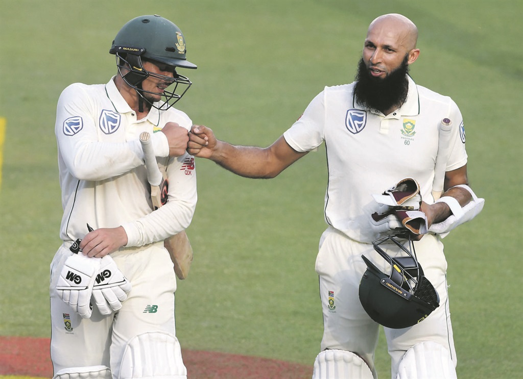 Quinton de Kock and Hashim Amla of the Proteas during day two of the third Castle Lager Test match between South Africa and Pakistan at Bidvest Wanderers Stadium in Johannesburg yesterday Picture: Lee Warren / Gallo Images 