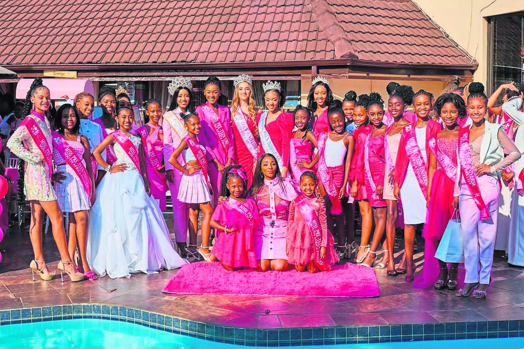 Last year’s Miss Teen Universe South Africa and Miss Pre-Teen Universe winners.