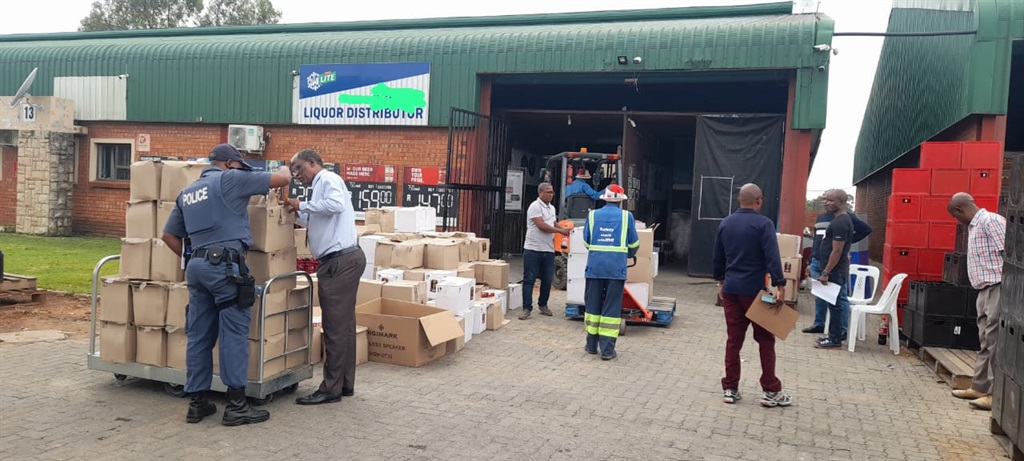 Cops raided this liquor outlet on Friday, 23 March. Photo by SAPS