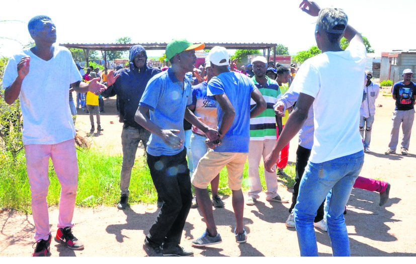 People of Letlhabile Block 1 near Brits protest in the kasi for better services. Photo by Kamogelo Senna