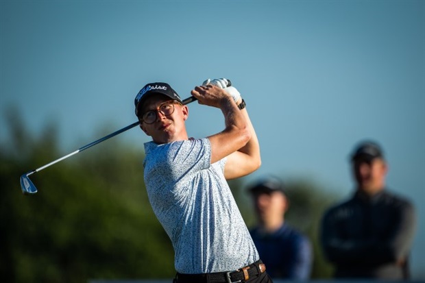 <p><strong>Blommé blossoms at windless Humewood with 63</strong></p><p>Sweden’s
Adam Blommé uses his words with the same precision as a scalpel as he describes
the course strategy that earned him a 63 and the first-round lead in the Nelson
Mandela Bay Championship at Humewood Golf Club on Thursday. </p><p>“Keep the ball in
play. Hit greens. Make putts. Nothing new," he said after the round.</p><p>His
round of nine under par puts him one stroke clear of South Africa’s Pieter
Moolman, with the quartet of South African Anthony Michael, Frenchman Ugo
Coussaud, Scotland’s Craig Howie, England’s Jack Singh Brar and Swede Henric
Sturehed all well placed on seven under par in this Sunshine Tour and European
Challenge Tour co-sanctioned tournament.

&nbsp;
</p><p>And
then Blommé adds, “No links shots whatsoever today”. </p><p>That was the most telling
comment on day one of this tournament on South Africa’s most historic links
golf course. Blommé took full advantage of the ideal conditions and the lack of
wind to entrench his number one status on the Challenge Tour’s Road to Mallorca
standings, and confirm his good form coming into this event.

&nbsp;
</p><p>“We
were lucky with the draw. There was no wind out there in the morning,” he said
on a day when one of his playing partners, Ireland’s Conor Purcell, remarked
that it was hard to believe his own round of five under par was the worst score
in their group.

&nbsp;
</p><p>“This
course is built for wind. We need the wind to pick up to make it challenging. I
wouldn’t mind a bit of wind to be honest,” said Moolman.

&nbsp;
</p><p>The
first round certainly rewarded the in-form golfers in what is the fourth and
final event on the Sunshine Tour and Challenge Tour’s South African Swing.

&nbsp;
</p><p>Blommé
has finished second and tied seventh in his last two tournaments in South
Africa. Behind him, Moolman has finished no worse than 14th in his
last three tournaments. And in the group on seven under, Coussaud has finished
no worse than 13th in his previous three tournaments in South
Africa.

&nbsp;
</p><p>When
you consider that further back on six under par lies JJ Senekal, last week’s
SDC Open champion, and Casey Jarvis, who has finished in the top-10 in his last
two tournaments, then it will take something to separate a group of golfers all
playing very well at present. </p><p>– Michael Vlismas&nbsp; &nbsp; &nbsp;</p><p><strong>Scores:</strong>
</p><p>63&nbsp;-&nbsp;Adam Blomme
</p><p>64&nbsp;-&nbsp;Pieter Moolman
</p><p>65&nbsp;-&nbsp;Anthony Michael,
Craig Howie, Ugo Coussaud, Jack Singh Brar, Henric Sturehed
</p><p>66&nbsp;-&nbsp;James Hart du
Preez, Trevor Fisher Jnr, Casey Jarvis, JJ Senekal, Lorenzo Scalise, Javier
Sainz, Ruaidhri McGee, Tom Vaillant, Luca Filippi, Benjamin Rusch, Manuel
Elvira, Jaco Prinsloo, Sam Bairstow
</p><p>67&nbsp;-&nbsp;Jean Hugo, Yan Wei
Liu, Liam Johnston, Niklas Regner, Alfie Plant, Brandon Stone, Conor Purcell,
Kyle McClatchie, Benjamin Follett-Smith, Malcolm Mitchell, Robin Williams, Ryan
Van Velzen, Doug McGuigan, Jbe' Kruger, Stefan Wears-Taylor, Anton Karlsson,
Gerard du Plooy
</p><p>68&nbsp;-&nbsp;Lyle Rowe, Dan
Erickson, Lucas Vacarisas, Mathieu Decottignies-Lafon, Borja Virto, Jamie
Rutherford, James Kamte, Combrinck Smit, Kyle Barker, James Allan, Daniel
O'Loughlin, Jaco Ahlers, Josh Hilleard, Jannik de Bruyn, Mikael Lundberg, Dylan
Mostert, Christopher Mivis, Ruan Conradie, Elias Bertheussen, Adilson Da Silva,
Eduard Rousaud, Ashley Chesters, Luke Brown, Tom Murray
</p><p>69&nbsp;-&nbsp;Joe Long, Ruan
Korb, Gregorio De Leo, Yurav Premlall, Jean-Paul Strydom, Steven Brown, Ivan
Cantero Gutierrez, Dylan Naidoo, Chris Paisley, Jacques Blaauw, Martin Vorster,
Victor Riu, Nikhil Rama, Erhard Lambrechts, Marc Hammer, Wynand Dingle,
Frederik Birkelund, Rhys Enoch, Joel Girrbach, Velten Meyer, OJ Farrell, Hennie
O'Kennedy, Fredrik From
</p><p>70&nbsp;-&nbsp;Rupert Kaminski,
Lars van Meijel, Christopher Feldborg, Paul Dunne, Gary Boyd, Danie Van
Niekerk, Michael Palmer, Hennie Otto, Alex Haindl, Joel Sjoholm, Wilco
Nienaber, Stuart Manley, Michael Stewart, Jared Harvey, Michael Hirmer, Stephen
Ferreira, Richard Joubert, Christiaan Burke, Bradley Bawden
</p><p>71&nbsp;-&nbsp;Tristen Strydom,
Luke Jerling, Steven Tiley, Philip Eriksson, Heinrich Bruiners, Julien Sale,
Andrea Pavan, Victor Pastor, Robin Petersson, Zander Lombard, David Boote,
Oscar Lengden, Toby Tree, Louis Albertse, Rhys West
</p><p>72&nbsp;-&nbsp;Paul Boshoff,
Callan Barrow, Siyanda Mwandla, Keith Horne, Emilio Cuartero Blanco, Jean
Bekirian, Adam Breen, Neil Schietekat, Matthew Spacey, Madalitso Muthiya, Jaco
Van Zyl, Victor Garcia Broto, Marco Penge, Keagan Thomas, Steven Le Roux,
Oliver Lindell, Jeppe Kristian Andersen
</p><p>73&nbsp;-&nbsp;Clayton Mansfield,
Antoine Pouguet, Felix Mory, Aneurin Gounden, Estiaan Conradie, Jacquin Hess,
Haydn Porteous, Clement Berardo, Keenan Davidse
</p><p>74&nbsp;-&nbsp;Tumelo Molloyi,
Jonathan Thomson, Pavan Sagoo, Joachim B. Hansen
</p><p>75&nbsp;-&nbsp;Ruan de Smidt,
Sebastian Friedrichsen, Tristin Galant, Jacques P de Villiers
</p><p>76&nbsp;-&nbsp;Karabo Mokoena,
Herman Loubser, Sean Bradley, Pierre Pineau&nbsp;<strong></strong></p>