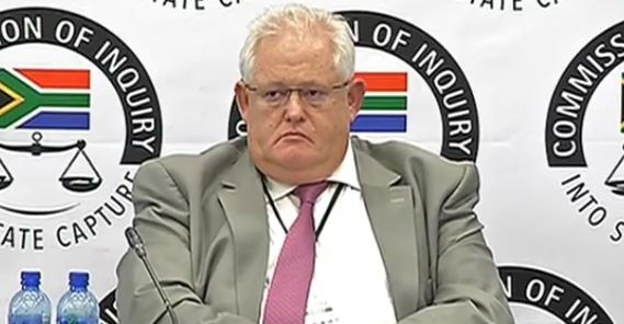 Agrizzi will now speak about the recording.

First line: 'Jiba tried to close down twice by Dramat didn't want to give the docket over to close it down'. 

@CowansView

<br />