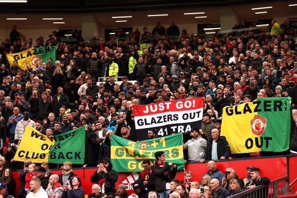 Glazers are now reluctant to sell Manchester United after low bids from prospective buyers.