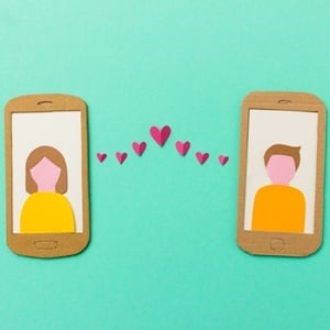 Online dating may compromise the mental health of users. 
