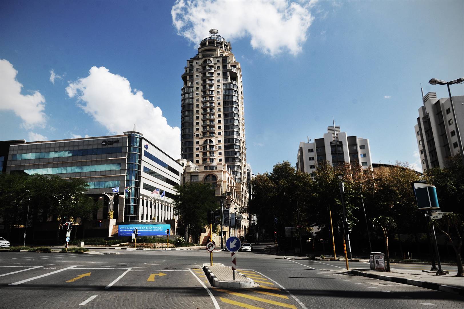Sandton looked like ghost town on Friday morning.Picture: Rosetta Msimango 