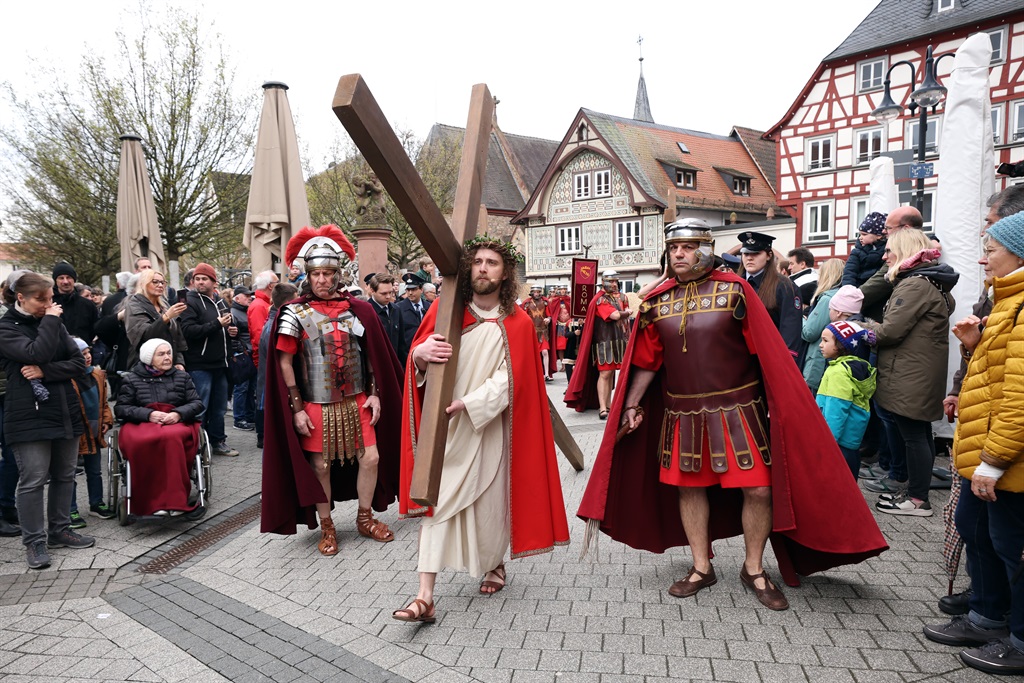 Amateur actors take part in the annual Good Friday procession to re-enact the arrest, trial and crucifixion of Jesus Christ on April 07 2023 in Bensheim, Germany. 