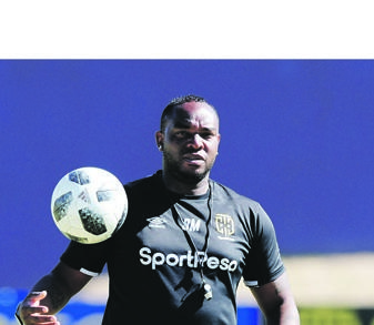 ON THE BALL Cape Town City coach Benni McCarthy. Picture: Ryan Wilkisky / BackpagePix