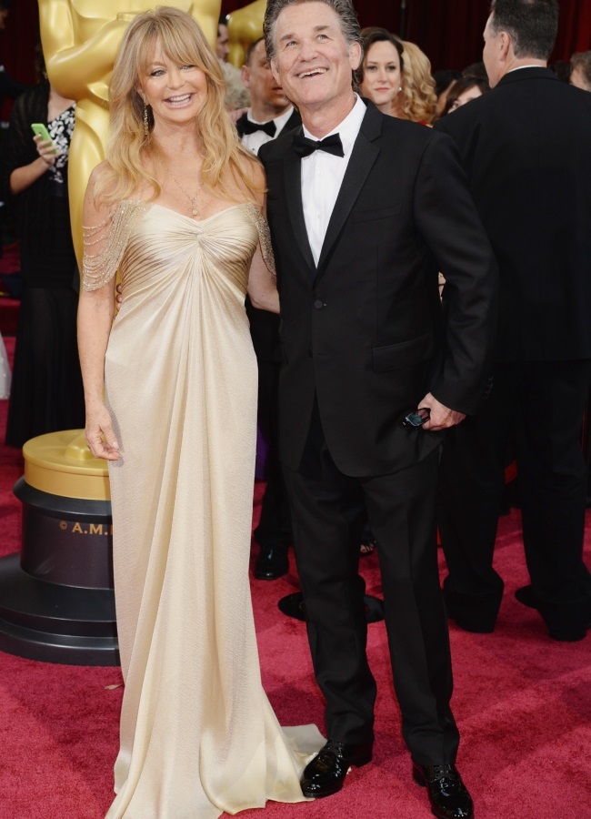 Goldie and partner Kurt Russell at the Oscars in 2