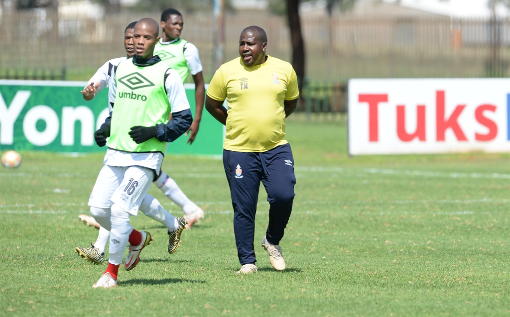 AmaTuks coach Tlisane Motaung with the players during the University of Pretoria media open day at University of Pretoria Hillcrest Campus on April 05, 2022 in Pretoria, South Africa. 