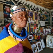 'A form of mathematics' - Unisa to award Dr Esther Mahlangu an honorary doctorate for geometric art