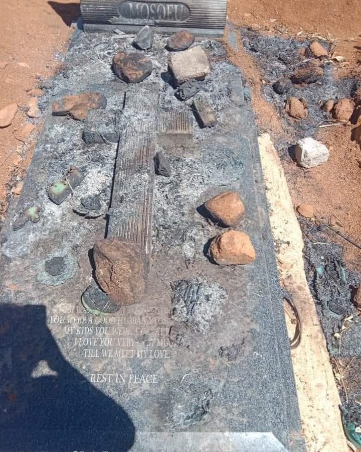 The tombstone of the late Vusi Ma R5 was found burnt and vandalised in Odi, Tshwane.