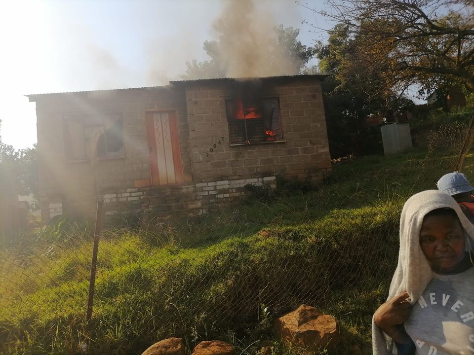 Residents burned down RDPs believed to be housing undocumented Basotho nationals. 