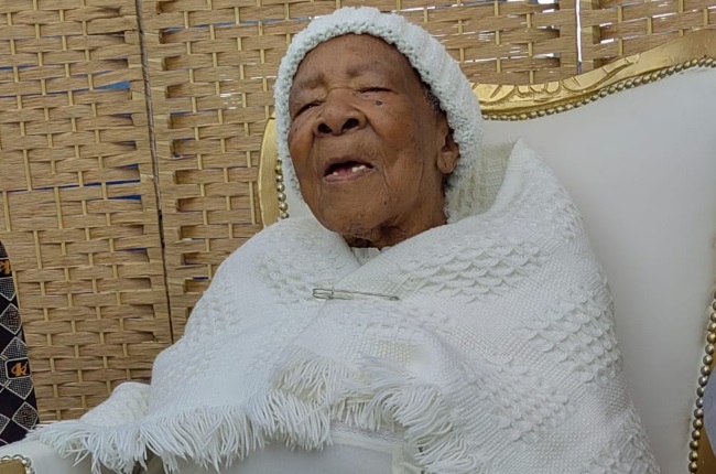 Gogo Violet(101) is still in the safe place while the fight for her house continues