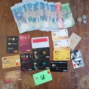 Two suspects nabbed with stolen bank cards in Komani