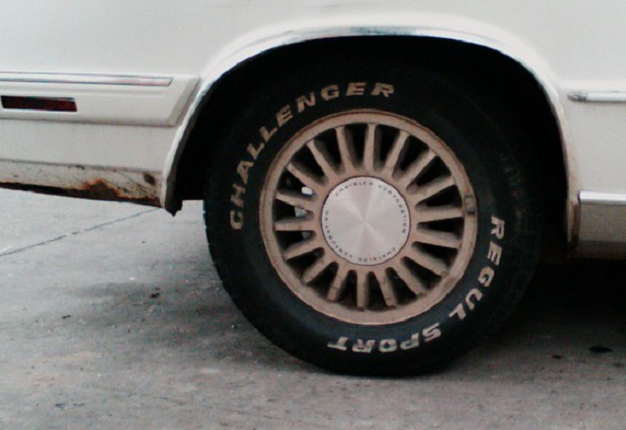 tyre lettering