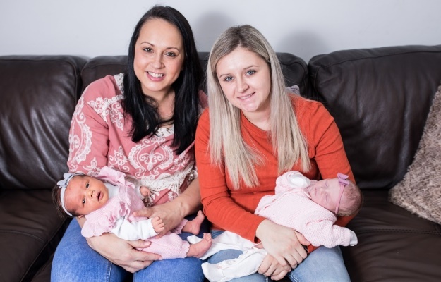 Siblings give birth to baby girls on same day in same hospital ward