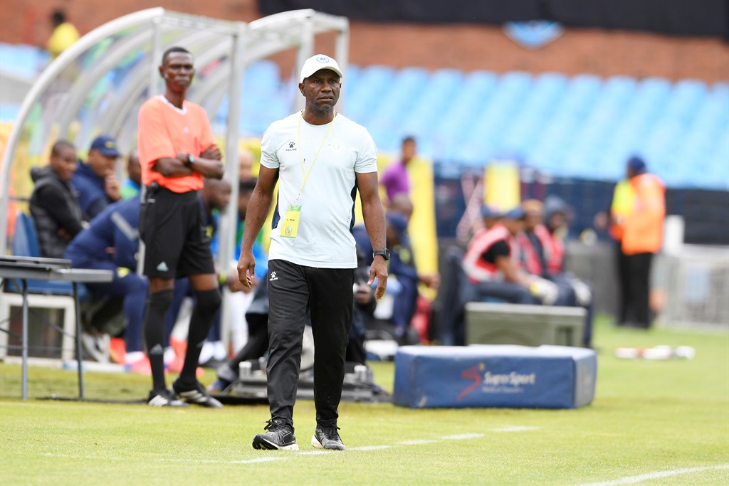 PRETORIA, SOUTH AFRICA - FEBRUARY 11:   Al-Hilal coach Jean Ibenge during the CAF Champions League match between Mamelodi Sundowns and Al-Hilal at Loftus Stadium on February 11, 2023 in Pretoria, South Africa. (Photo by Lefty Shivambu/Gallo Images)