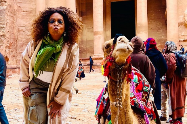 Oprah poses with a camel in the ancient city of Petra. (PHOTO: Instagram/ @oprah)