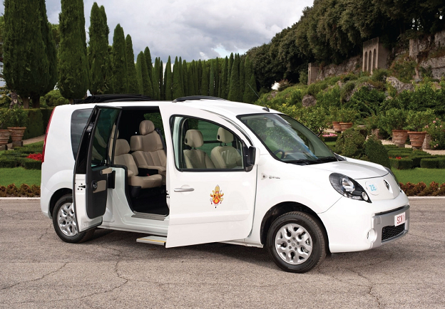 Renault donates EV to pope 