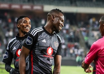 Riveiro explains reasons behind Mabasa's form for Pirates: 'He is helping us to be aggressive'