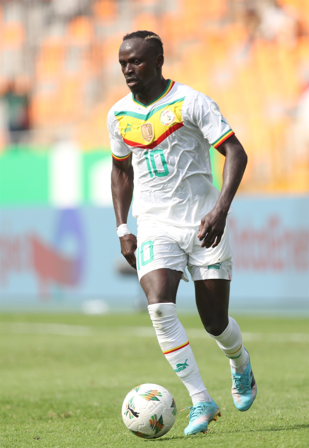 YAMMOUSSOUKRO, IVORY COAST - JANUARY 15: Sadio ManÃ© of Senegal in possession during the TotalEnergies CAF Africa Cup of Nations group stage match between Senegal and Gambia at Charles Konan Banny Stadium on January 15, 2024 in Yamoussoukro, Ivory Coast. (Photo by MB Media/Getty Images)