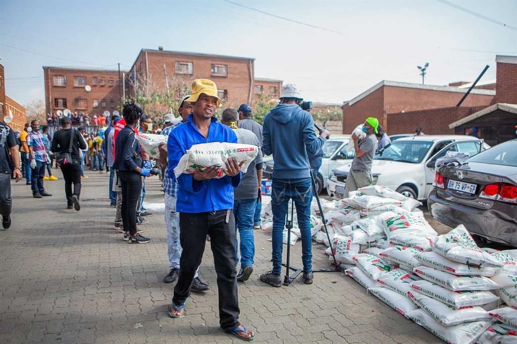 Lockdown More Than 60 Gauteng Community Networks Established To Aid Those In Need News24