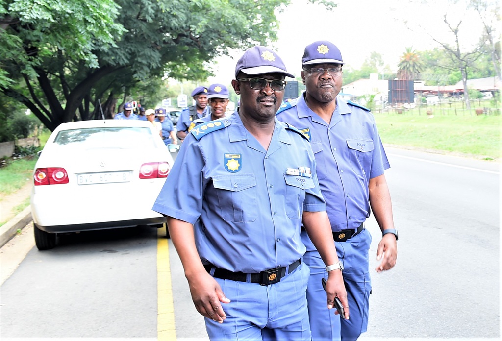 Gauteng police commissioner Elias Mawela and his deputy, Tommy Mthombeni, lead the police operation in Sandton, north of Jozi. Photo by Morapedi Mashashe