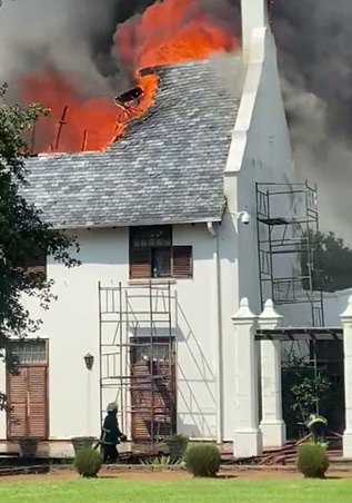 The Free State premier's house has been damaged by blaze. 