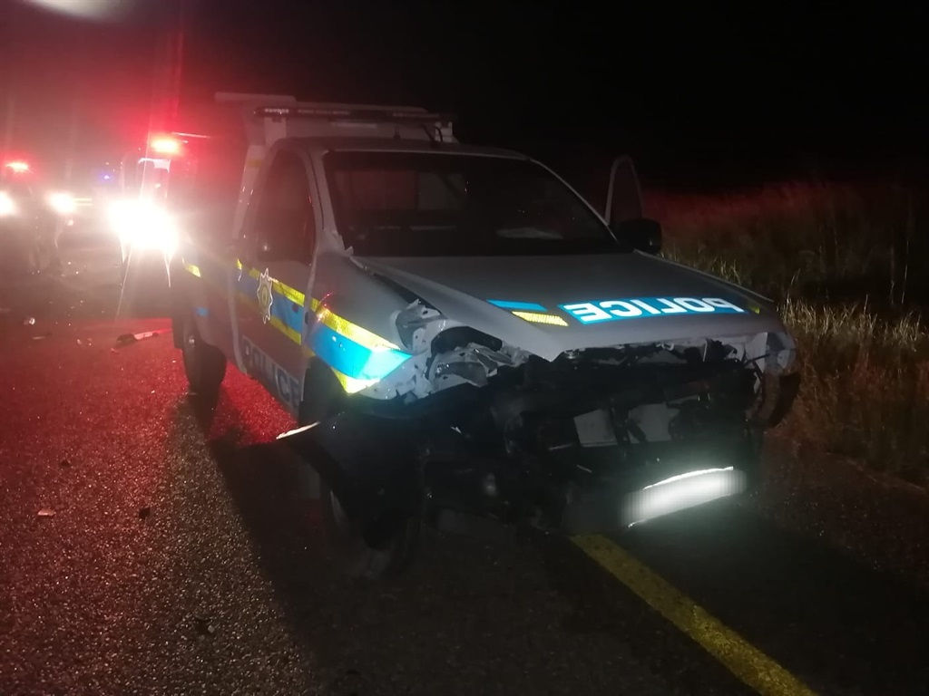 SAPS van involved in a car accident, in Limpopo.