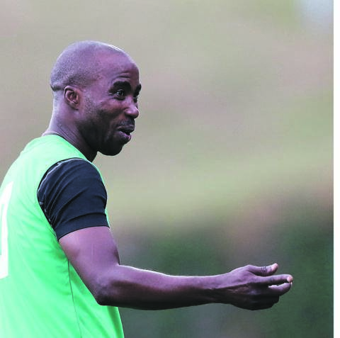 Veteran striker, Siyabonga “Bhele” Nomvethe (left), has advised Bafana Bafana coach Stuart Baxter and his players to attack Libya. Photos by Gallo Images