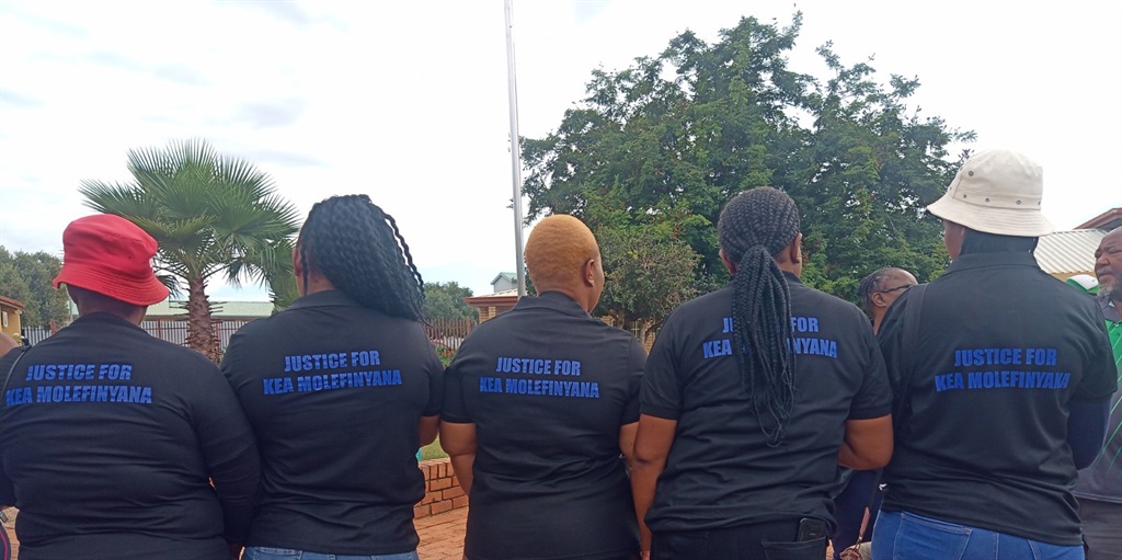 Residents of Mabeskraaal gathered at Mogwase magistrates court on Thursday, demanding justice for Keabetswe's Killer. Photo by Rapula Mancai 