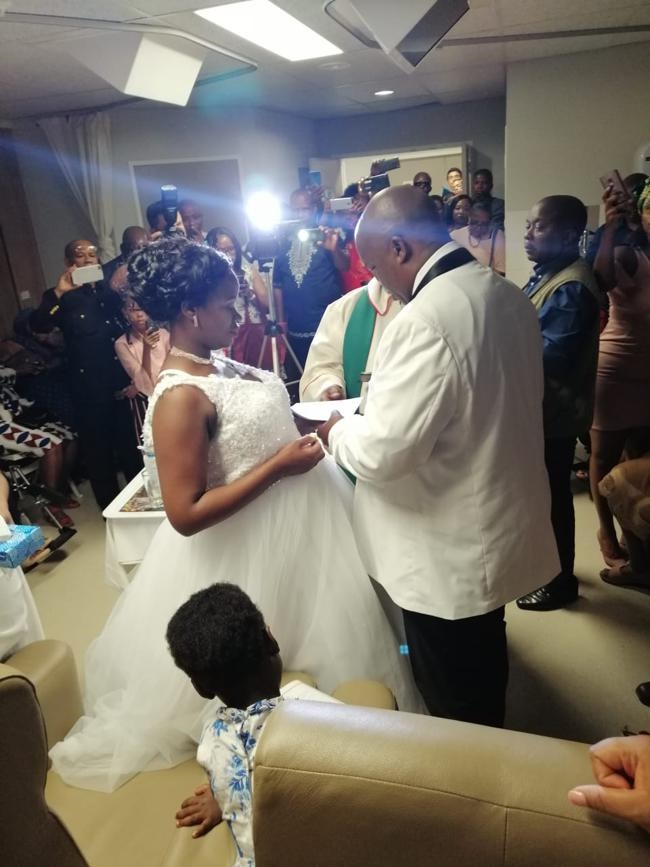Winnie Mothibi and Godfrey Mogorosi got married in a hospital.