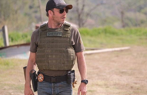 Actor Stephen Dorff in the series Deputy.