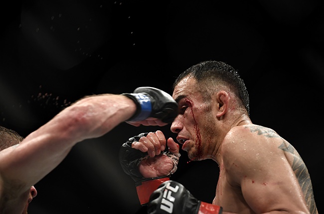 Justin Gaethje punches Tony Ferguson (Getty Images
