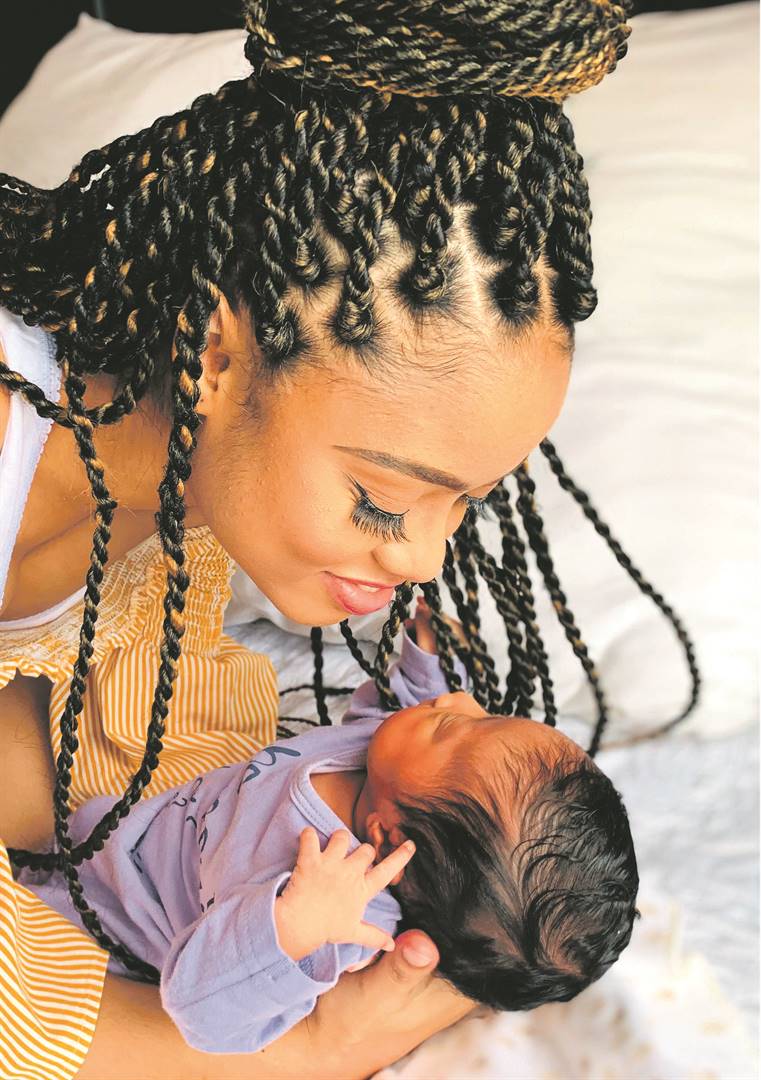 Amanda Jingela and baby Lunamo