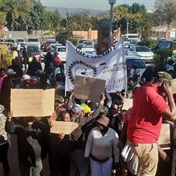 Released on bail after 6 days, Diepsloot protest leaders immediately demand to meet Ramaphosa 