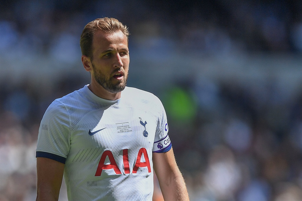 Harry Kane reportedly leaves Tottenham for Bayern Munich