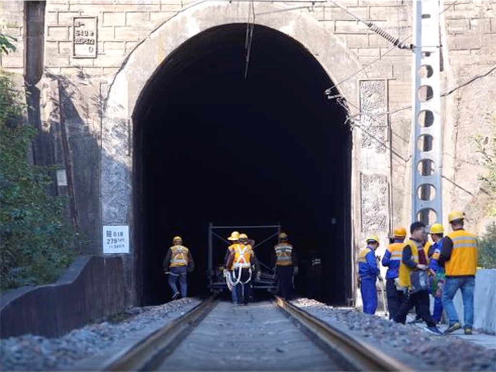 the longest tunnel alan burgess