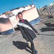 Miss Golden Heart South Africa Finalist brings smiles to community